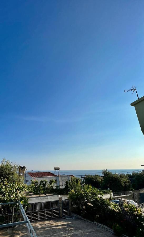 J&B Rooms Dhërmi Екстериор снимка