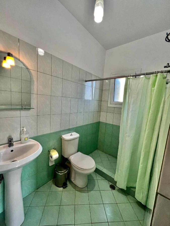 J&B Rooms Dhërmi Екстериор снимка